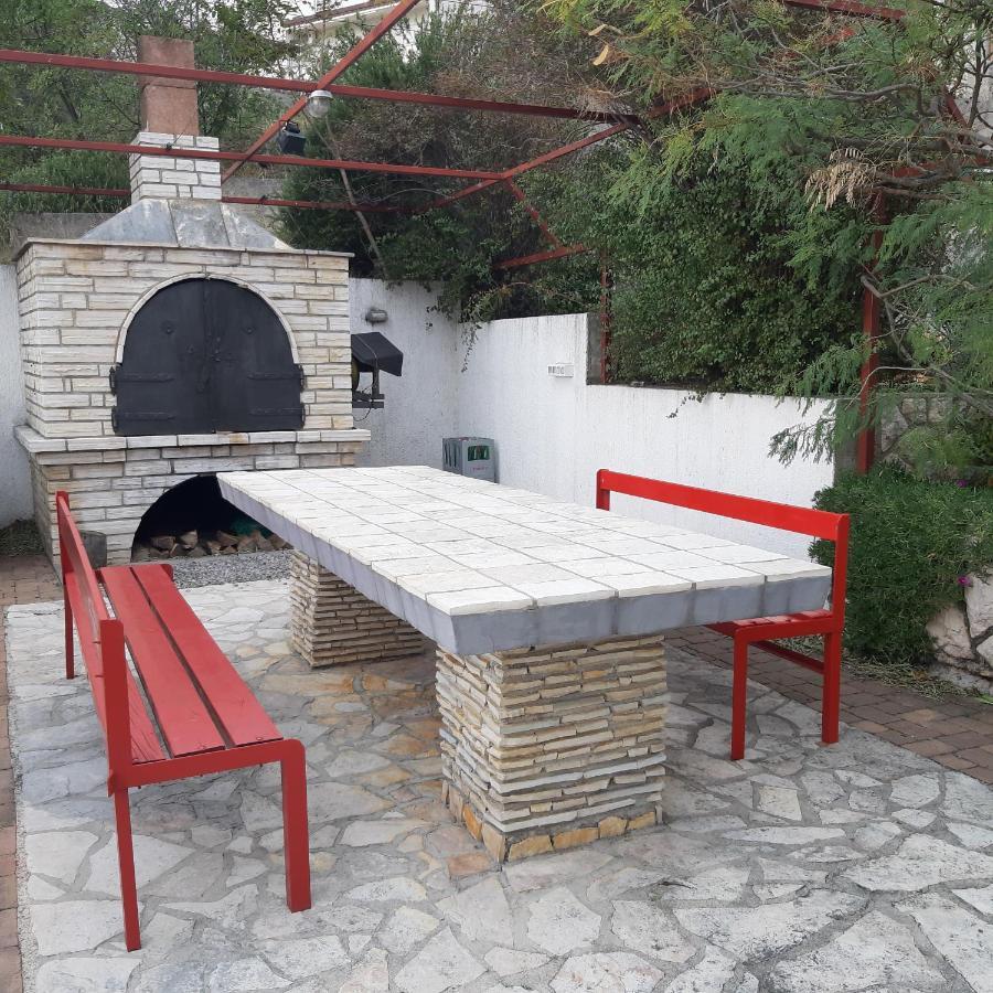 Apartmani Miletić Novi Vinodolski Zewnętrze zdjęcie